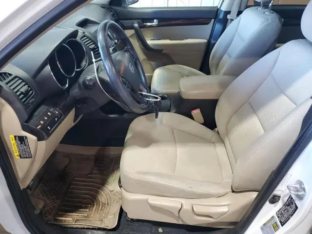 2011 KIA SORENTO BASE  