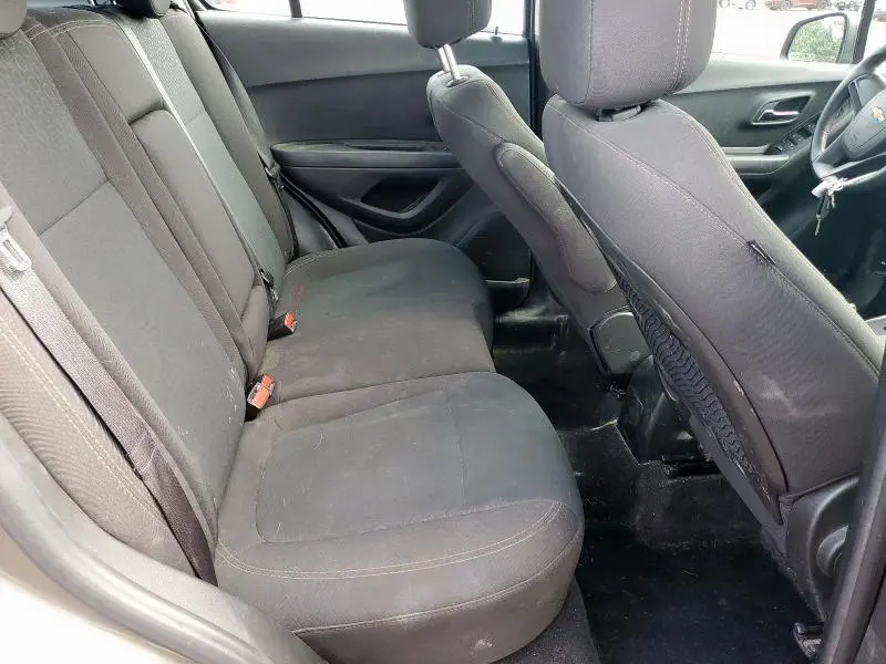 2021 CHEVROLET TRAX LS  
