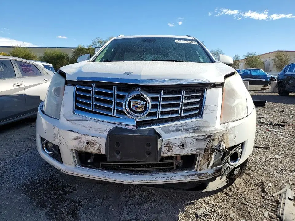 2015 CADILLAC SRX PERFORMANCE COLLECTION  