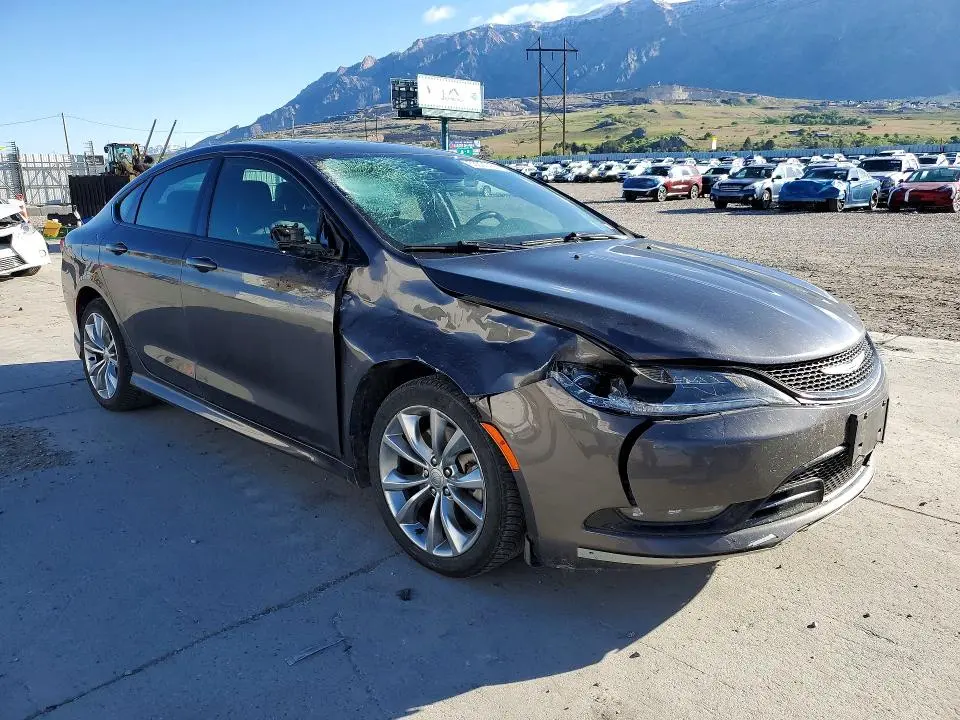 2015 CHRYSLER 200 S  