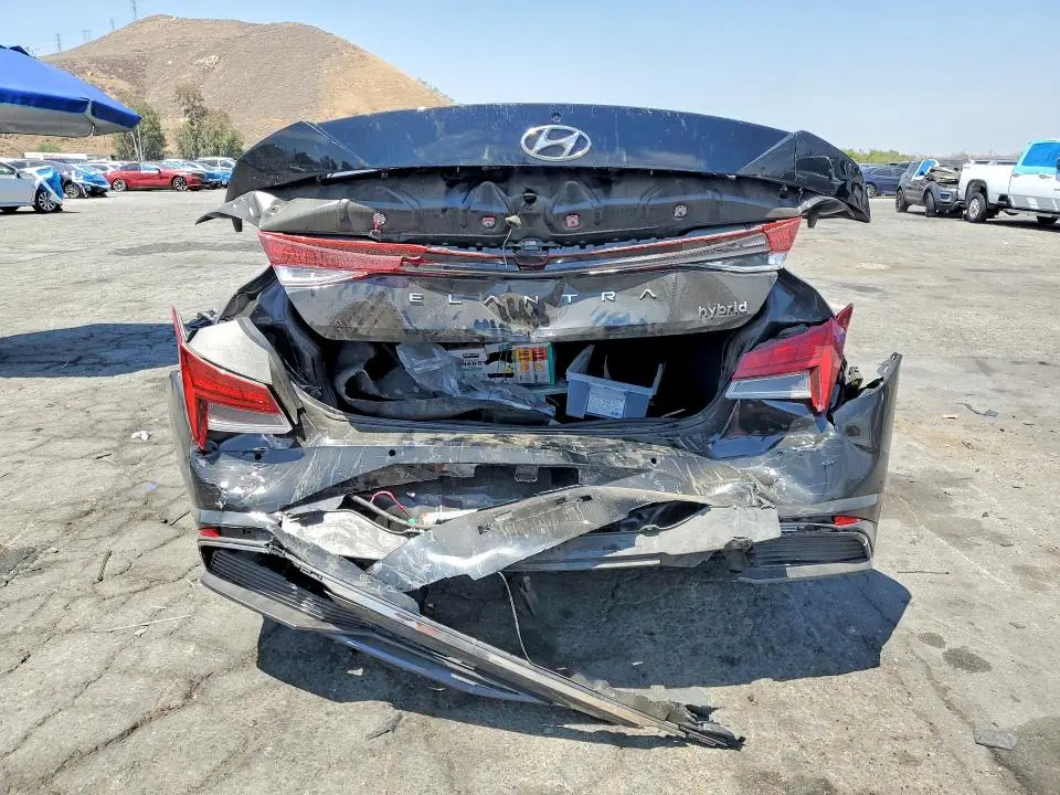 2023 HYUNDAI ELANTRA LIMITED  