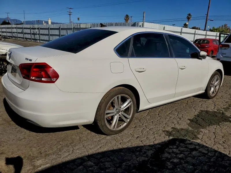 2014 VOLKSWAGEN PASSAT SE  