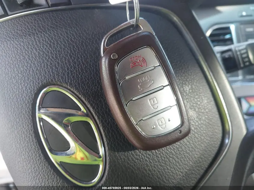 2016 HYUNDAI SONATA HYBRID SE
