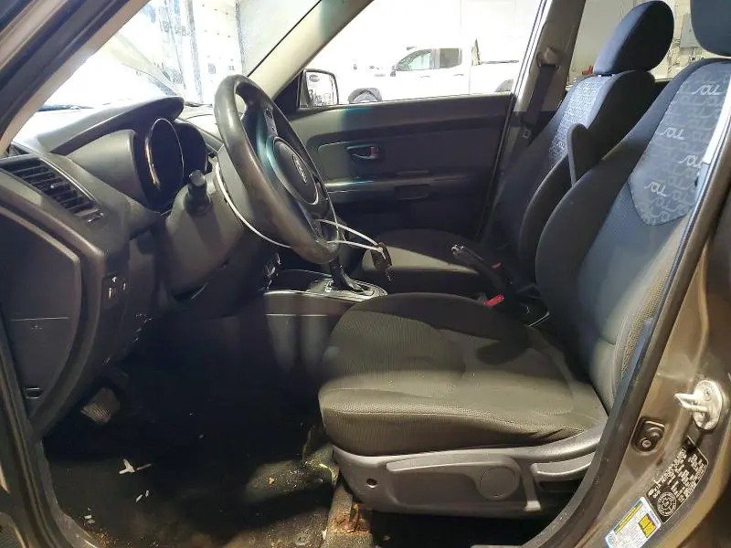 2011 KIA SOUL +  