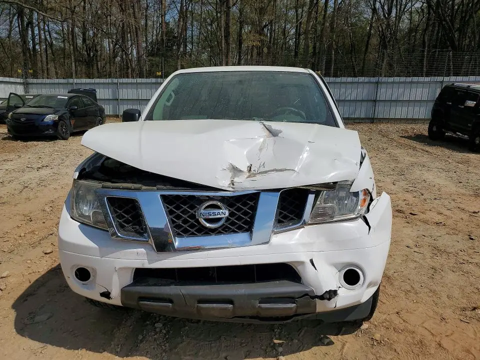 2012 NISSAN FRONTIER S  