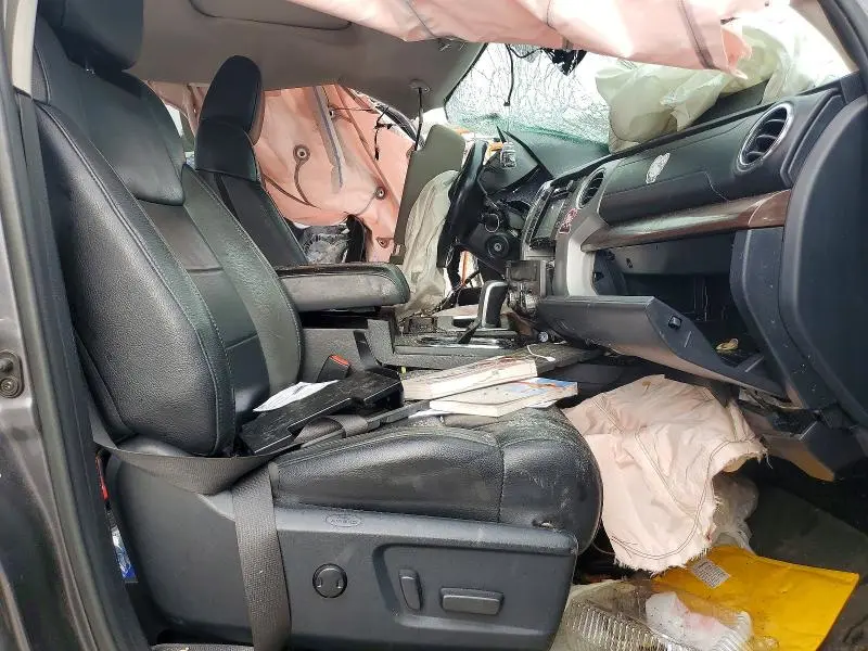 2018 TOYOTA TUNDRA CREWMAX LIMITED  