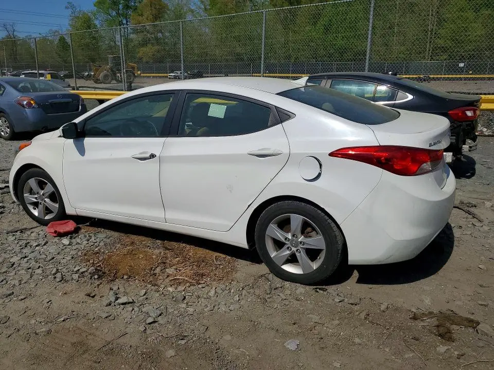 2013 HYUNDAI ELANTRA GLS  