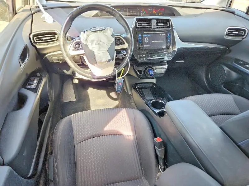 2018 TOYOTA PRIUS THREE  