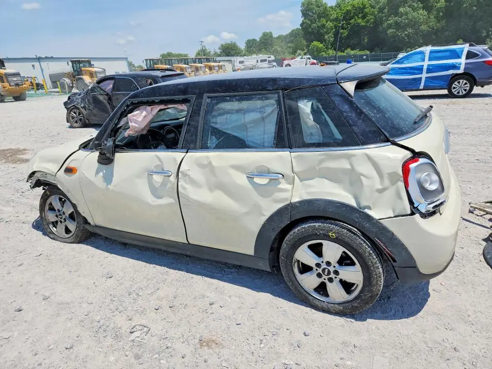 2015 MINI COOPER   