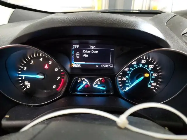 2016 FORD ESCAPE SE  