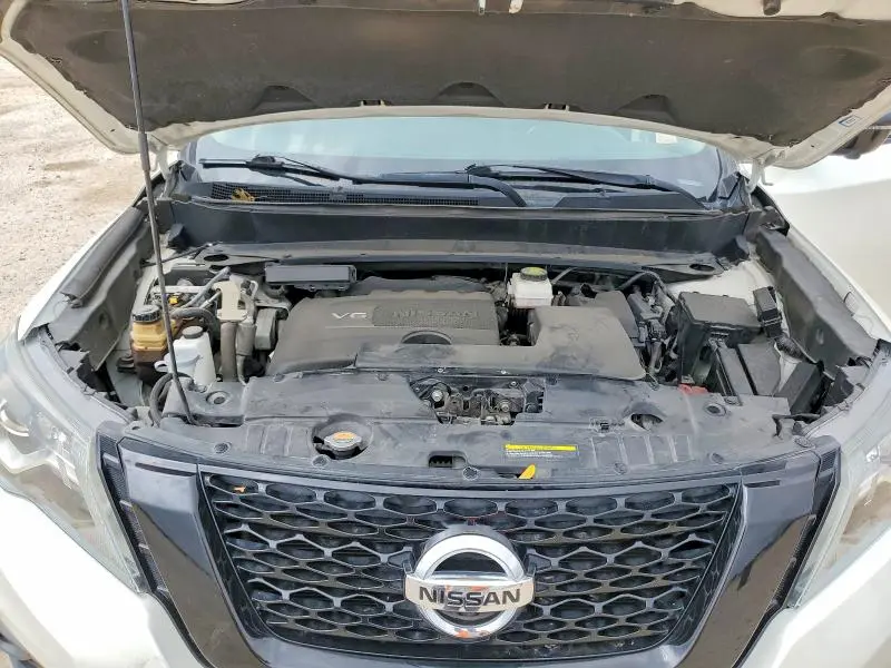 2019 NISSAN PATHFINDER SL  