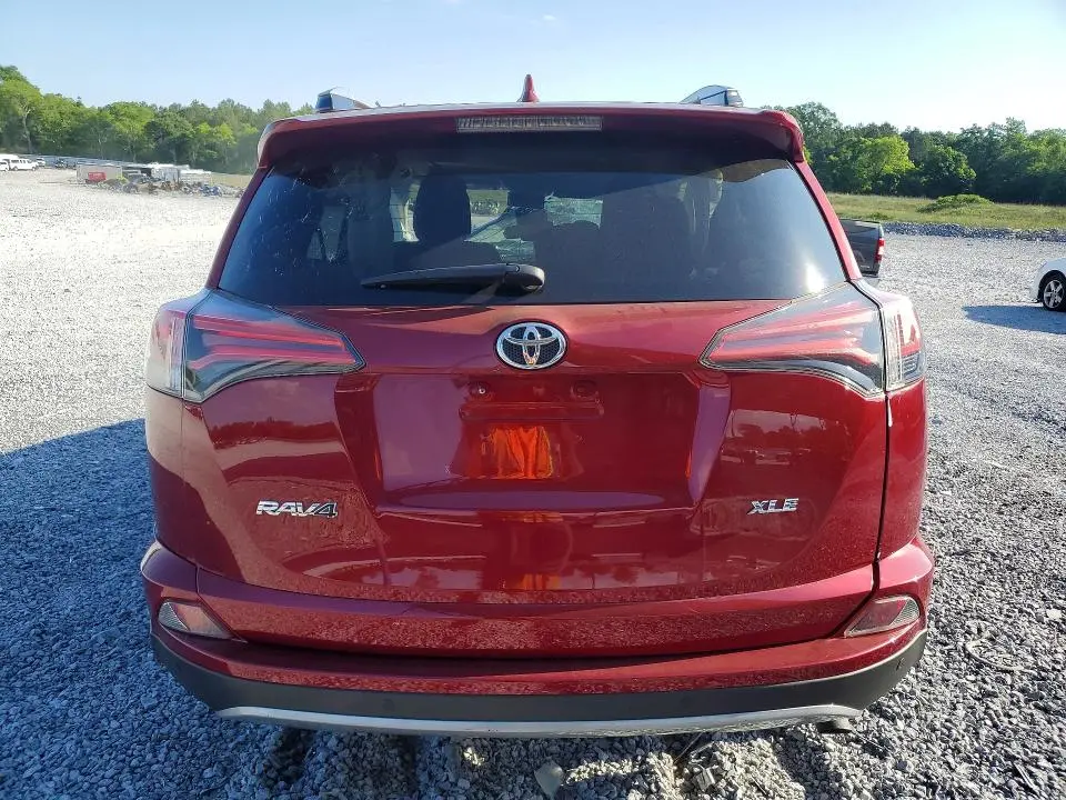 2018 TOYOTA RAV4 XLE  
