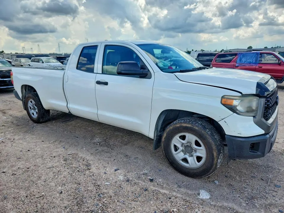 2020 TOYOTA TUNDRA SR  