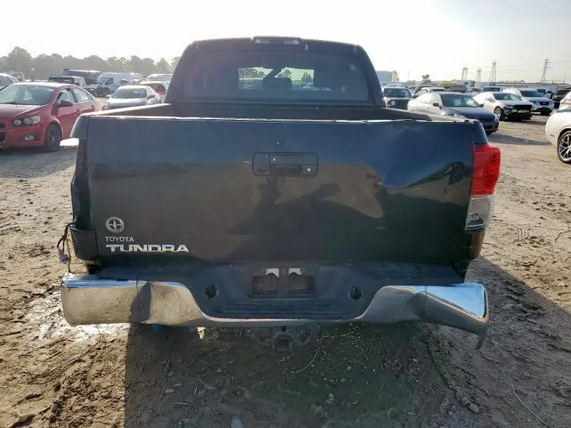 2013 TOYOTA TUNDRA CREWMAX SR5  