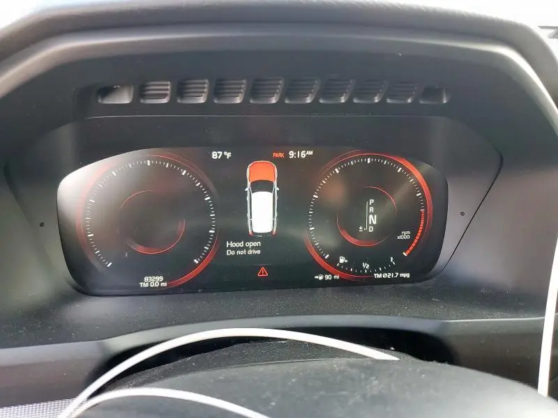 2016 VOLVO XC90 T6  