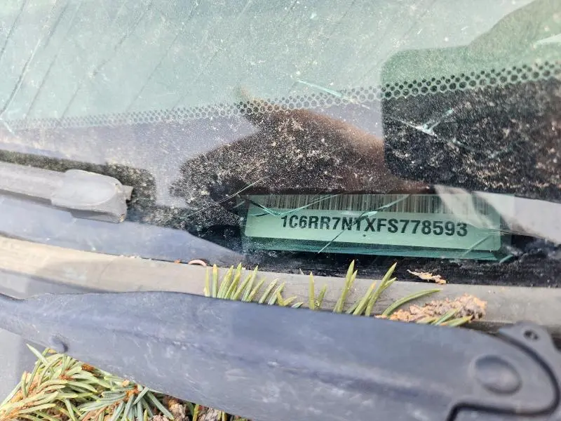 2015 RAM 1500 LARAMIE  