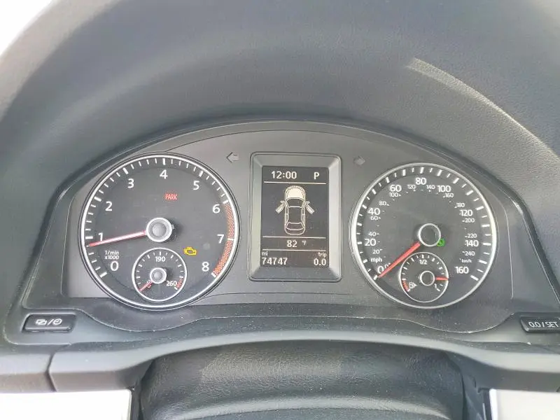 2015 VOLKSWAGEN EOS KOMFORT  