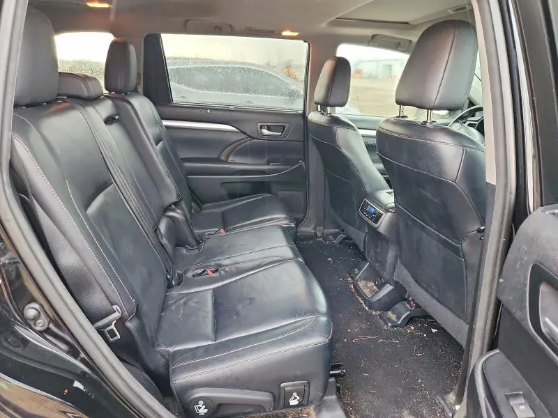 2014 TOYOTA HIGHLANDER XLE  