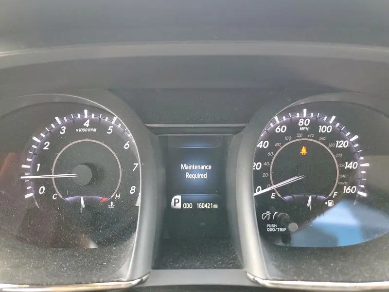 2016 TOYOTA AVALON XLE  