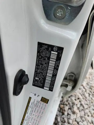 2011 TOYOTA PRIUS TWO  