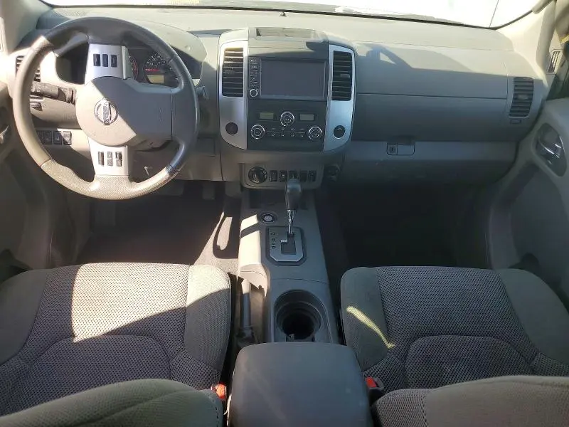 2020 NISSAN FRONTIER SV  
