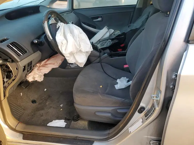 2011 TOYOTA PRIUS THREE  