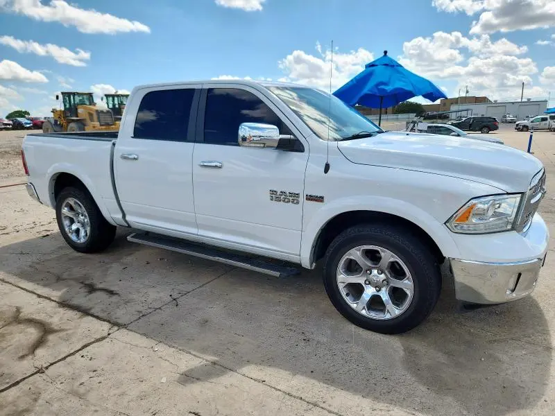 2015 RAM 1500 LARAMIE  