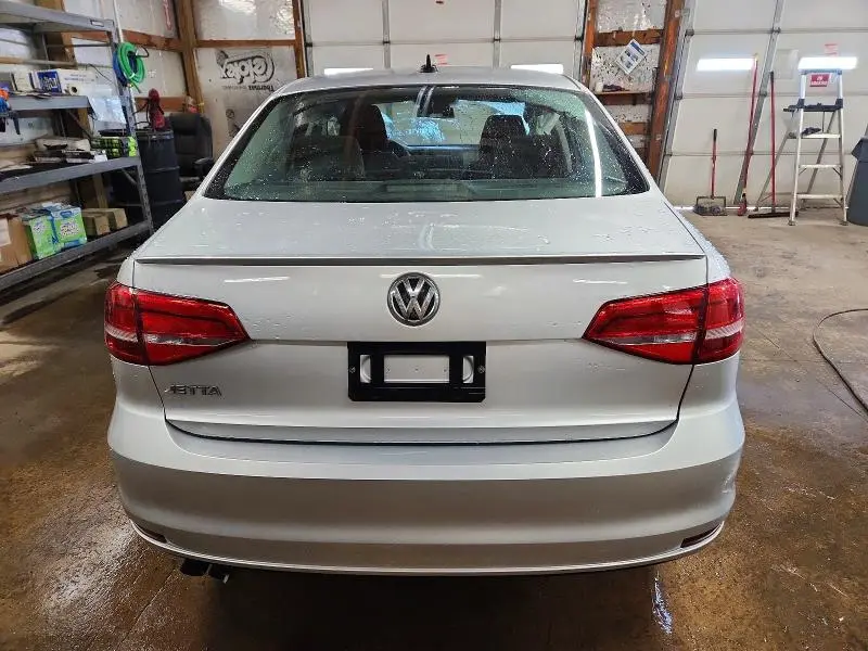 2015 VOLKSWAGEN JETTA BASE  