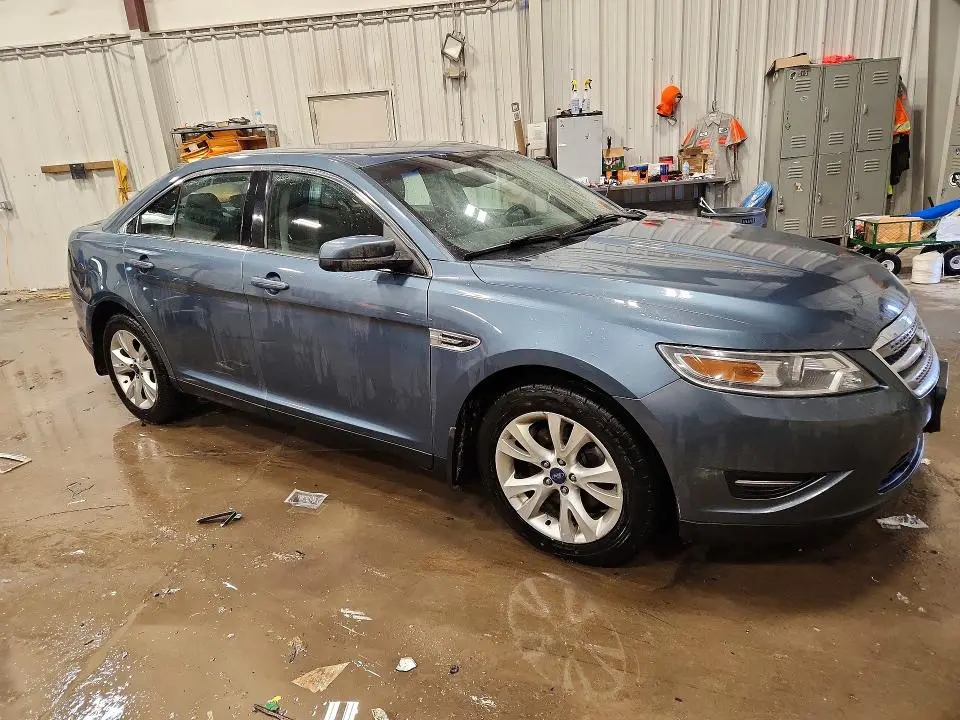 2010 FORD TAURUS SEL  