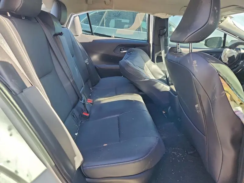 2025 TOYOTA PRIUS LE  