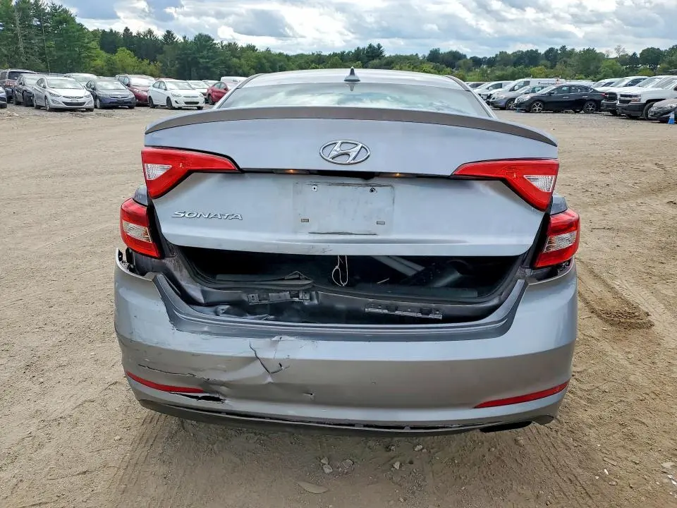 2017 HYUNDAI SONATA SE  
