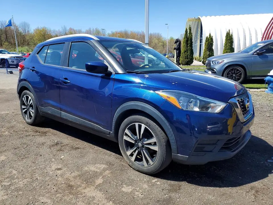 2020 NISSAN KICKS SV  