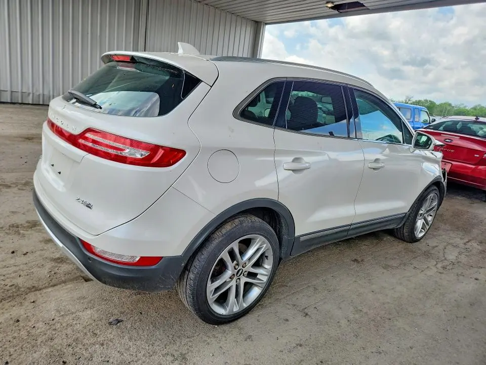 2016 LINCOLN MKC RESERVE  
