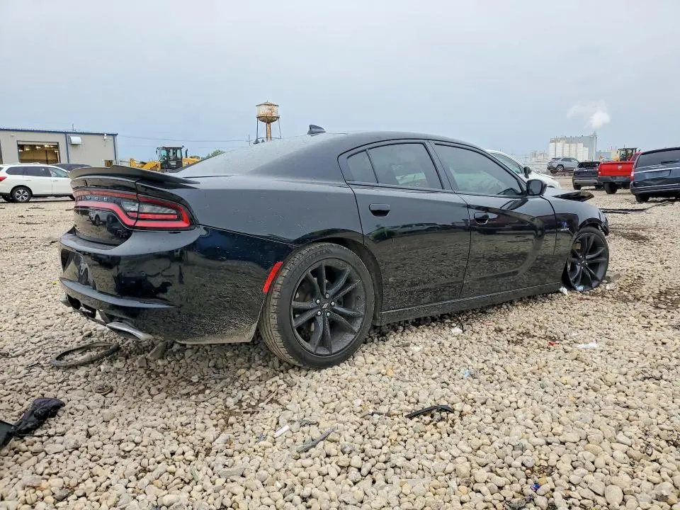 2018 DODGE CHARGER R  
