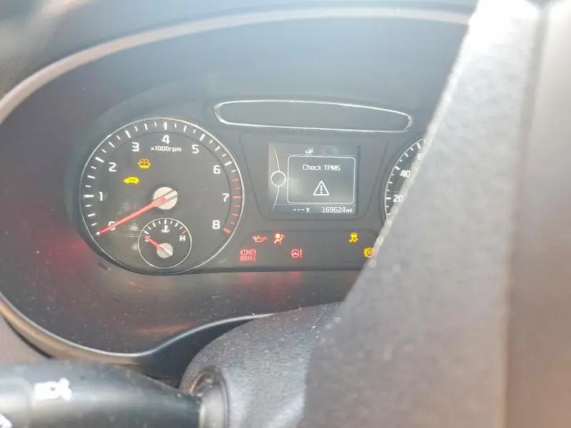 2016 KIA SORENTO LX  