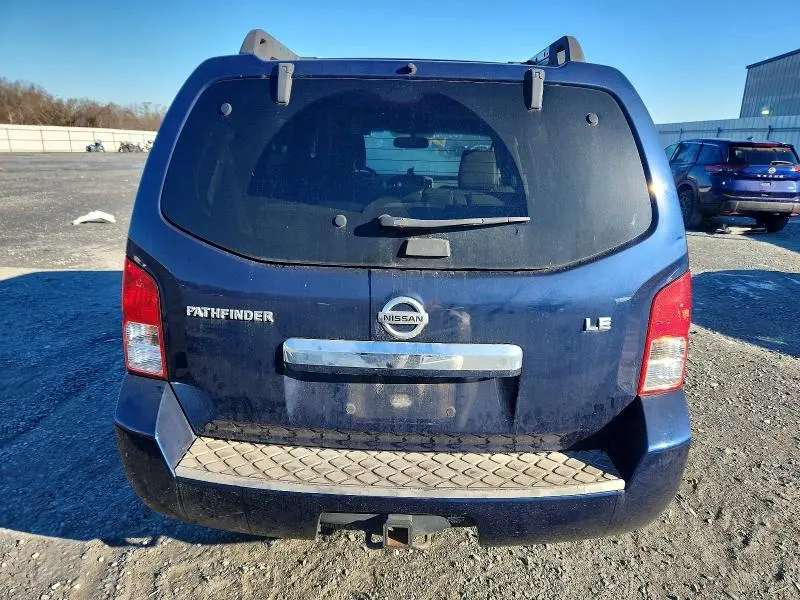 2011 NISSAN PATHFINDER S  