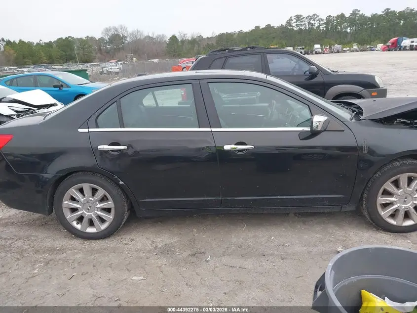 2012 LINCOLN MKZ  