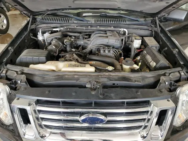 2010 FORD EXPLORER SPORT TRAC XLT  