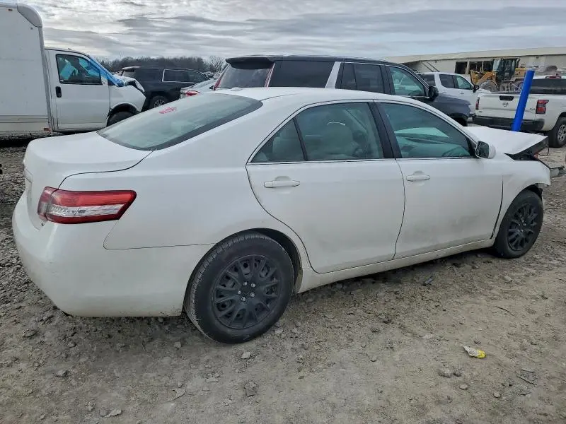 2011 TOYOTA CAMRY BASE  