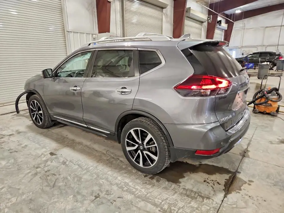 2020 NISSAN ROGUE SL  
