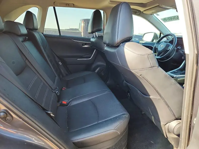 2020 TOYOTA RAV4 LIMITED  