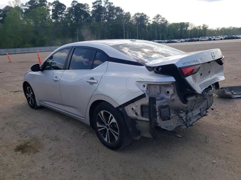 2022 NISSAN SENTRA SV  