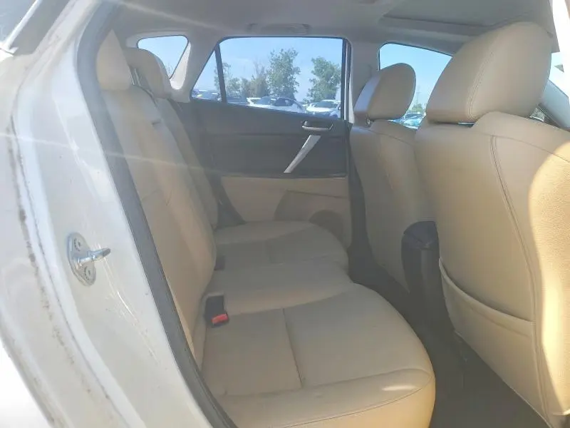 2010 MAZDA 3 S  