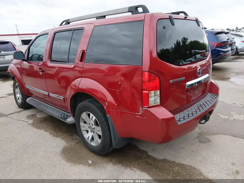 2011 NISSAN PATHFINDER SILVER