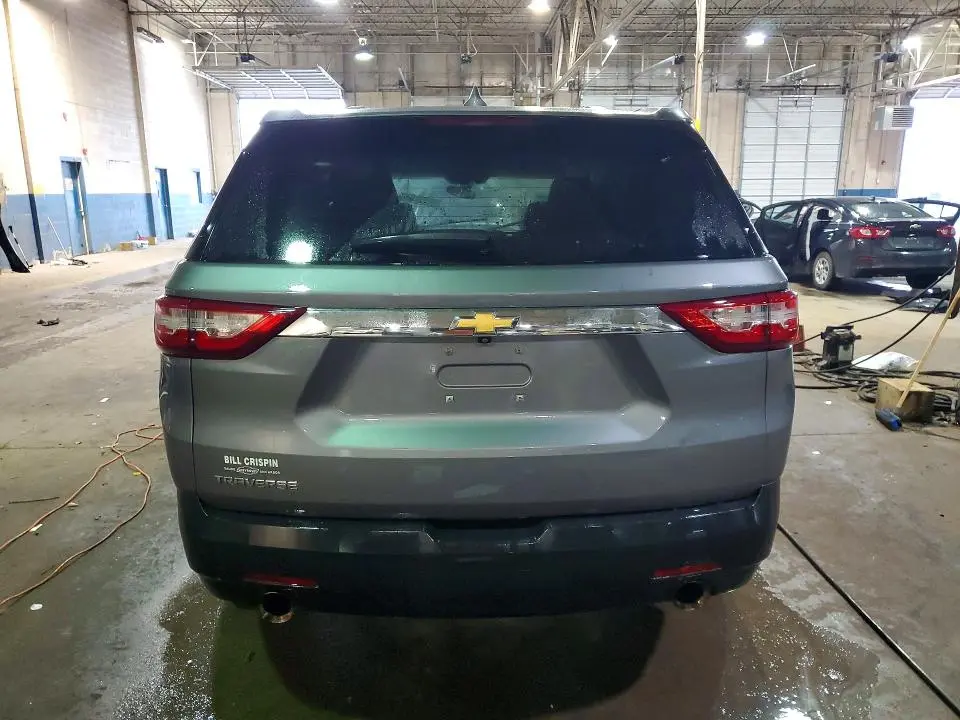 2020 CHEVROLET TRAVERSE LS  