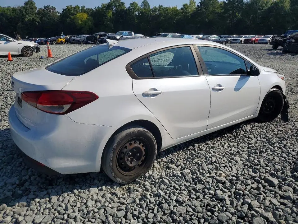 2018 KIA FORTE LX  
