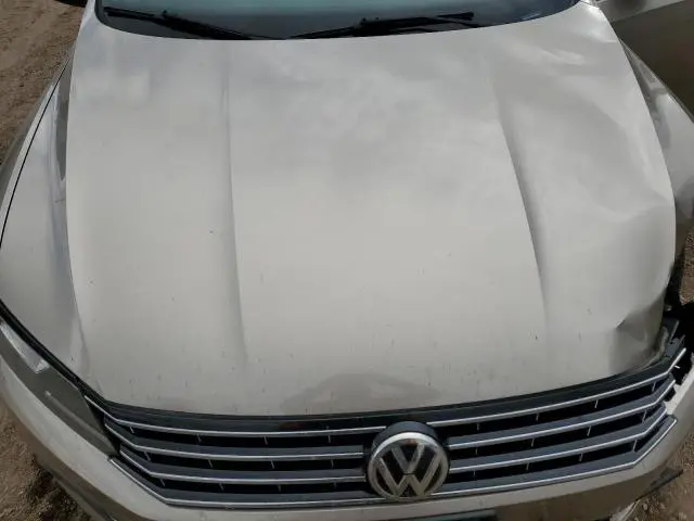 2016 VOLKSWAGEN PASSAT SEL