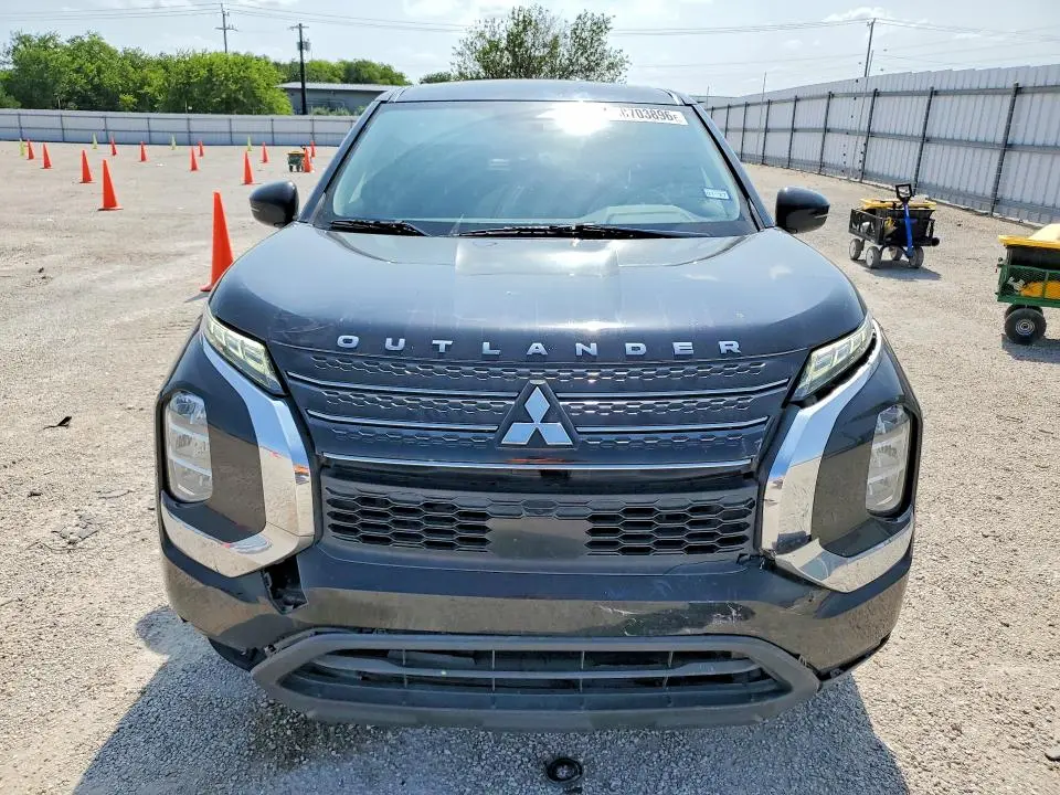 2022 MITSUBISHI OUTLANDER ES  