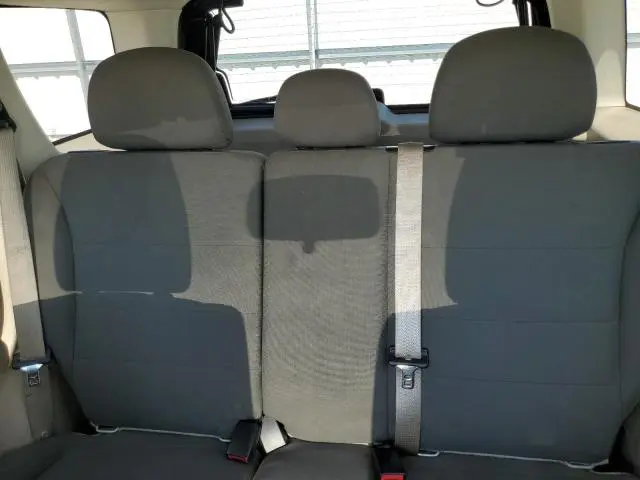 2010 FORD ESCAPE XLS  