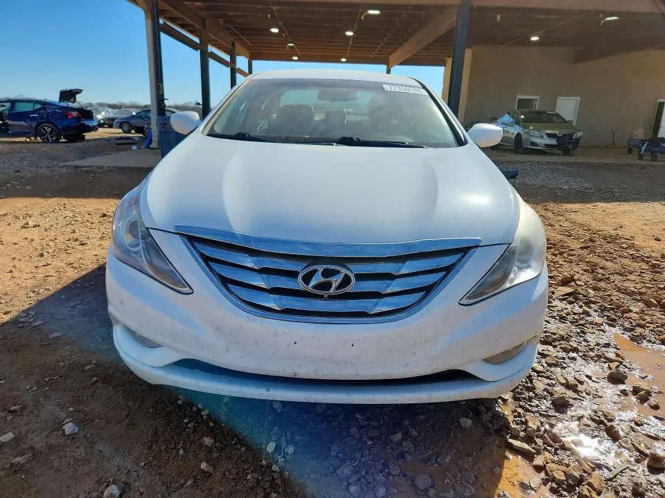 2013 HYUNDAI SONATA SE  